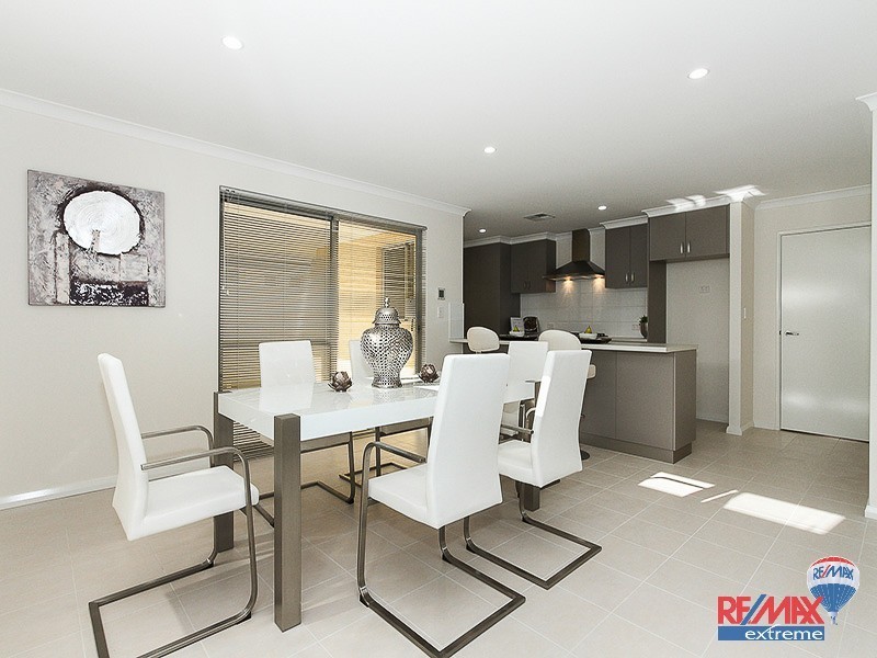 2/50 Toledo Drive, Hocking WA 6065