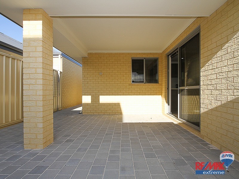 2/50 Toledo Drive, Hocking WA 6065