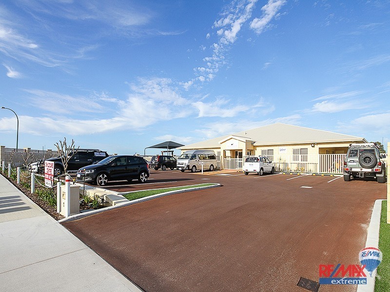 2/50 Toledo Drive, Hocking WA 6065