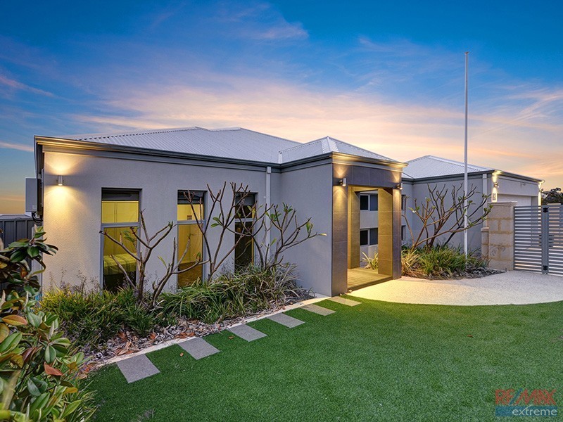 14 Toledo Drive, Hocking WA 6065