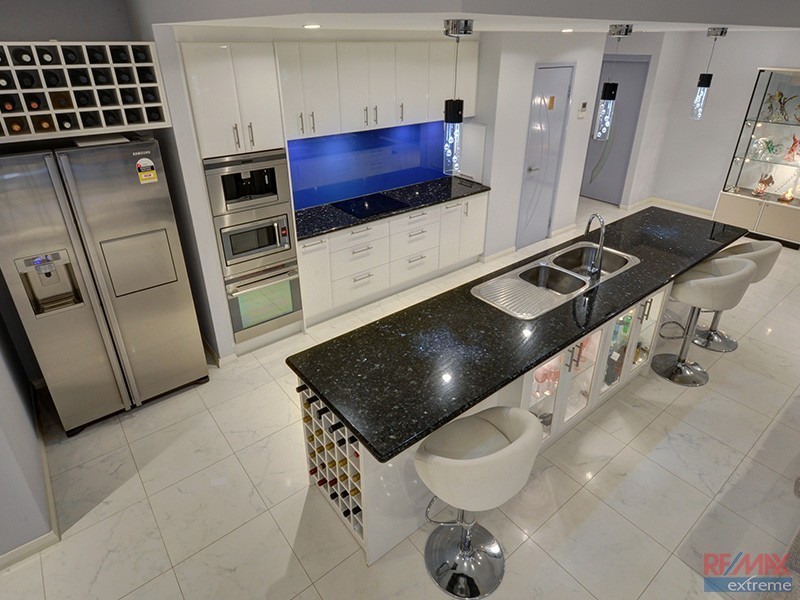 14 Toledo Drive, Hocking WA 6065