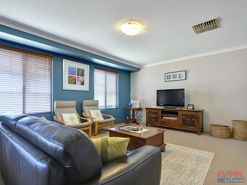 20 Tenement Loop, Hocking WA 6065