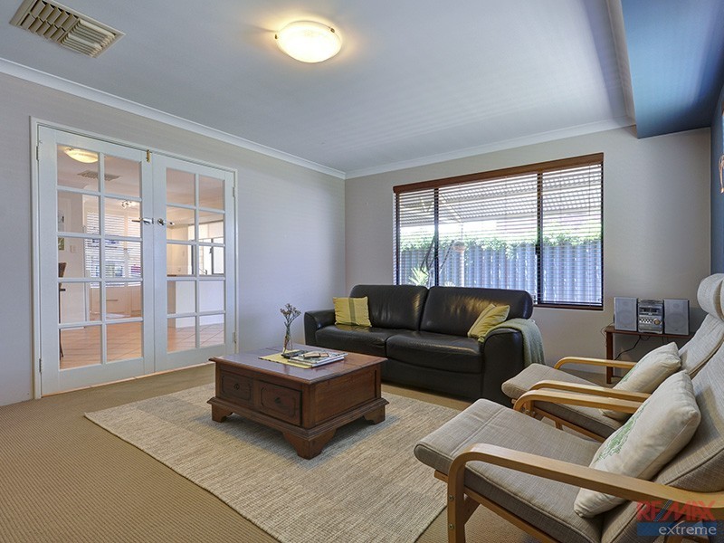 20 Tenement Loop, Hocking WA 6065