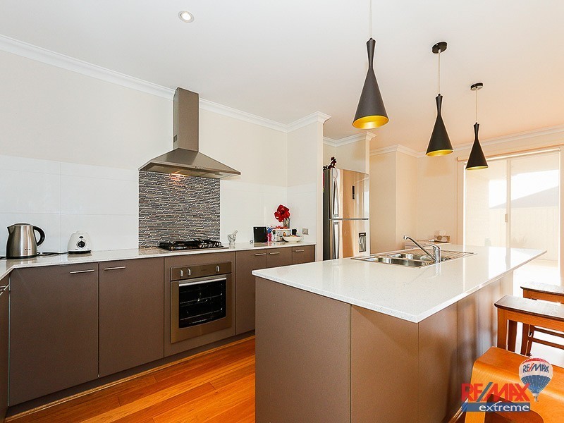 7 Skye Place, Banksia Grove WA 6031