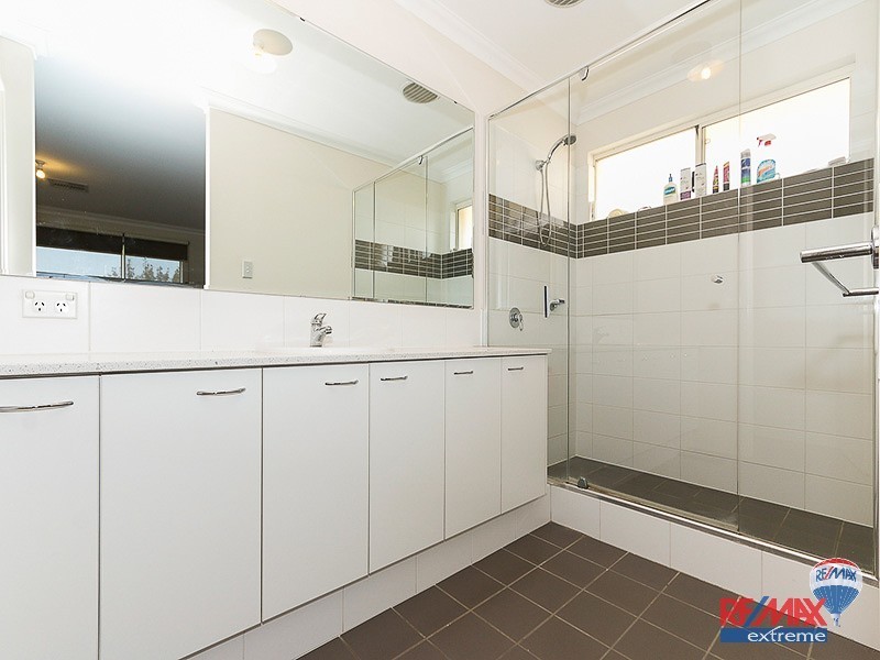 7 Skye Place, Banksia Grove WA 6031