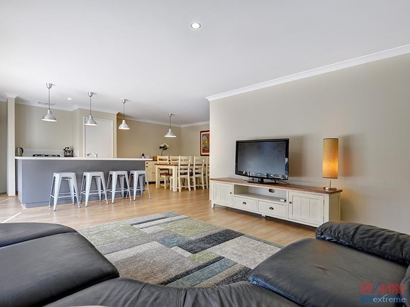 117 Joseph Banks Blvd, Banksia Grove WA 6031