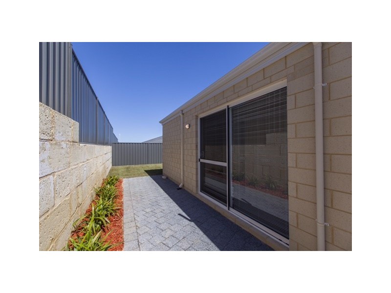 22 Genus Rd*, Banksia Grove WA 6031