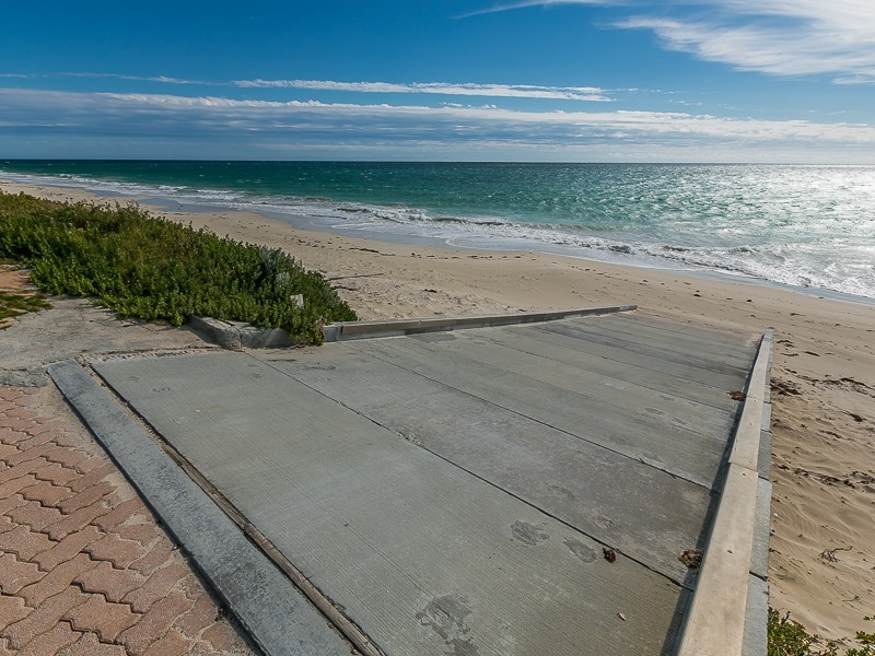 33/1 Williams Way, Seabird WA 6042