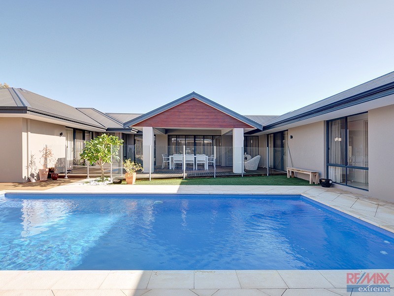 3 Jaeger Bend, Tapping WA 6065