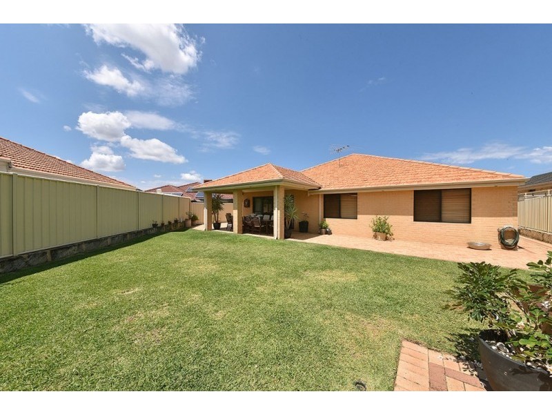 19 Monivae Vista, Tapping WA 6065