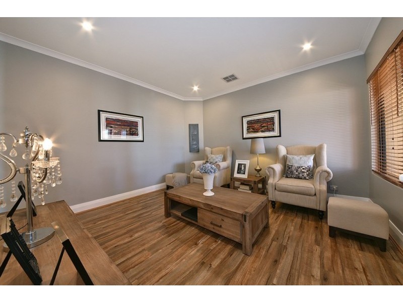 19 Monivae Vista, Tapping WA 6065