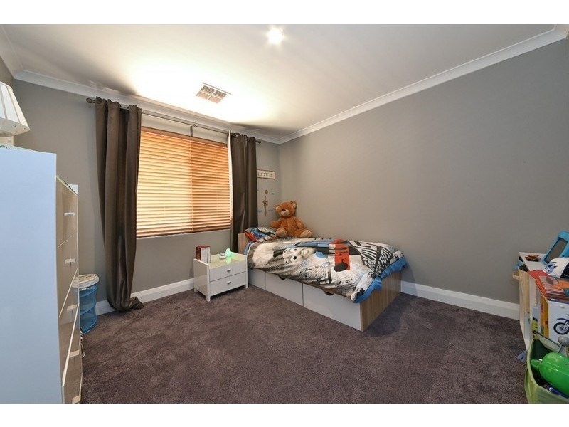 19 Monivae Vista, Tapping WA 6065