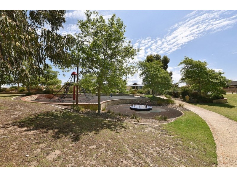 19 Monivae Vista, Tapping WA 6065