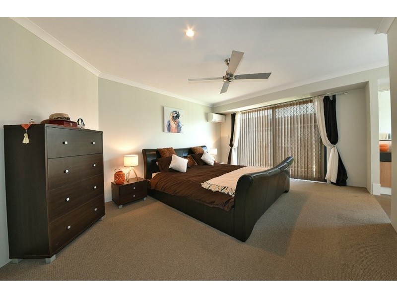 15 Ficarra Way, Sinagra WA 6065