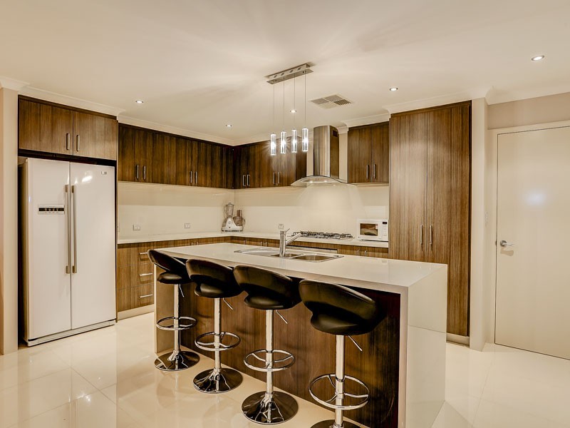 11 Badley Loop, Butler WA 6036