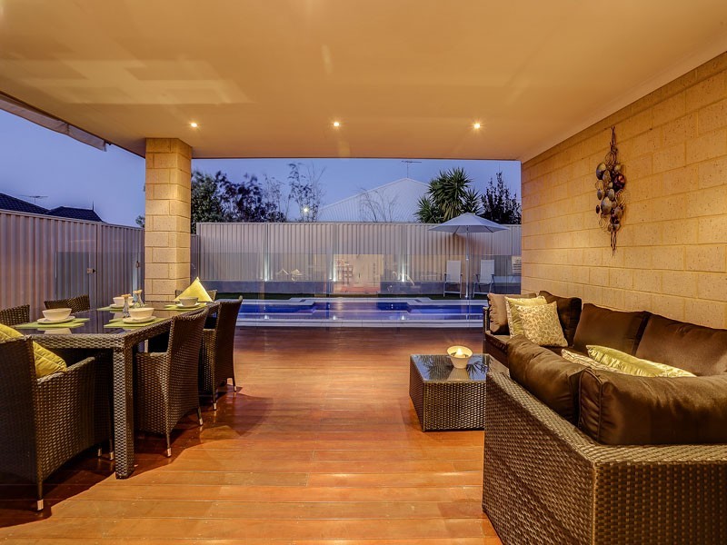 11 Badley Loop, Butler WA 6036