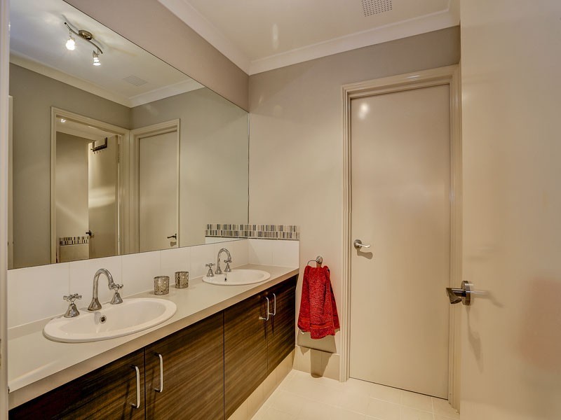 11 Badley Loop, Butler WA 6036