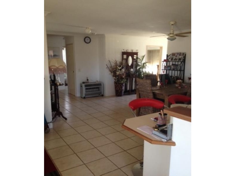 10 Whitsunday Ave, Ridgewood WA 6030