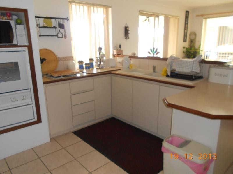 10 Whitsunday Ave, Ridgewood WA 6030