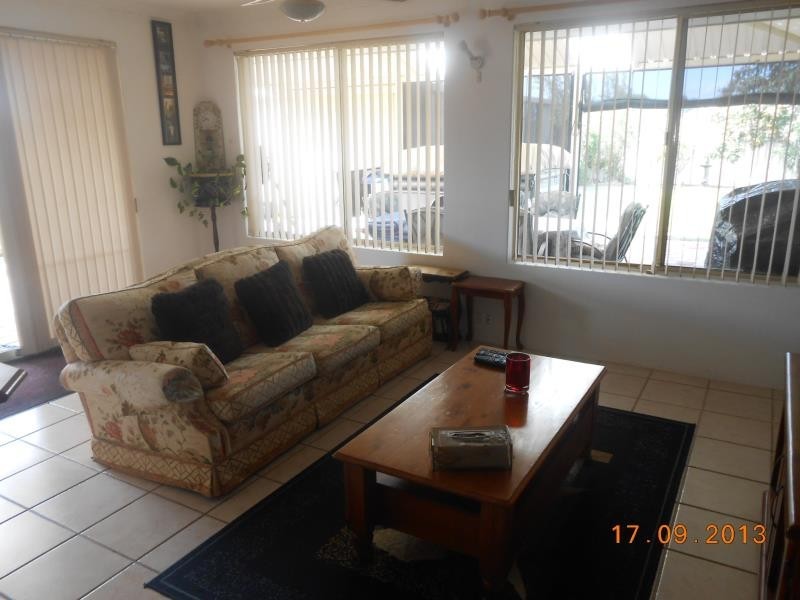 10 Whitsunday Ave, Ridgewood WA 6030