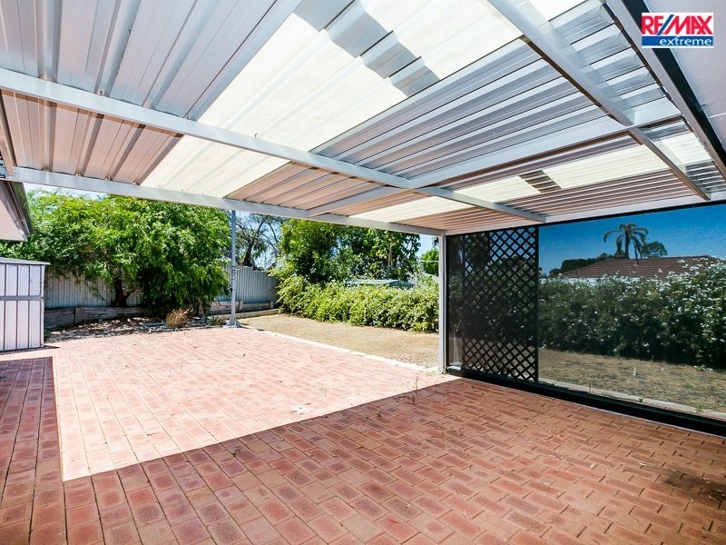 4 Hawk Place, Craigie WA 6025