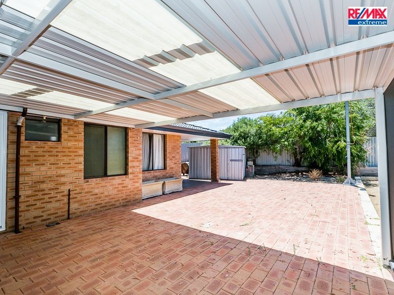 4 Hawk Place, Craigie WA 6025