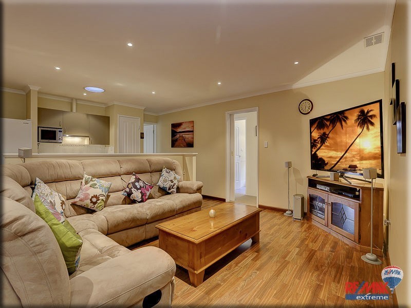 14 Grand Paradiso Parade, Merriwa WA 6030