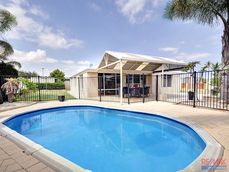 4 Kinta Way, Tapping WA 6065