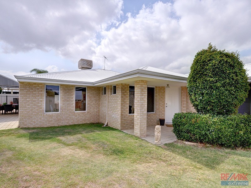 4 Kinta Way, Tapping WA 6065