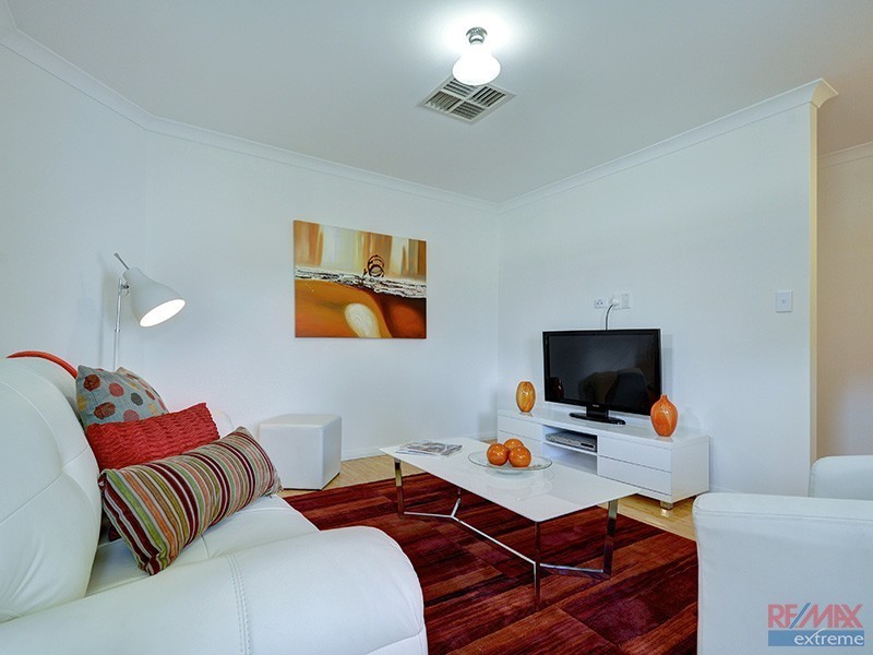 4 Kinta Way, Tapping WA 6065