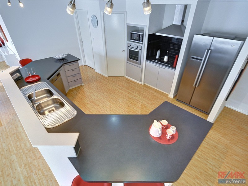 4 Kinta Way, Tapping WA 6065