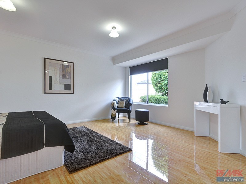 4 Kinta Way, Tapping WA 6065