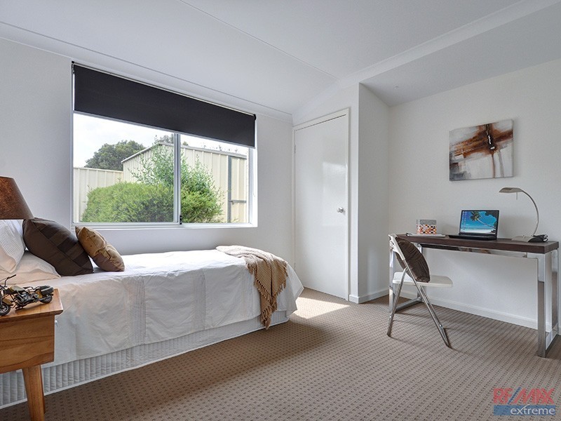 4 Kinta Way, Tapping WA 6065