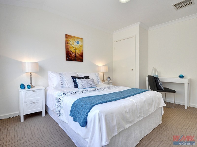 4 Kinta Way, Tapping WA 6065