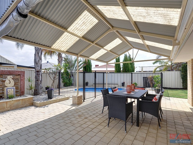 4 Kinta Way, Tapping WA 6065