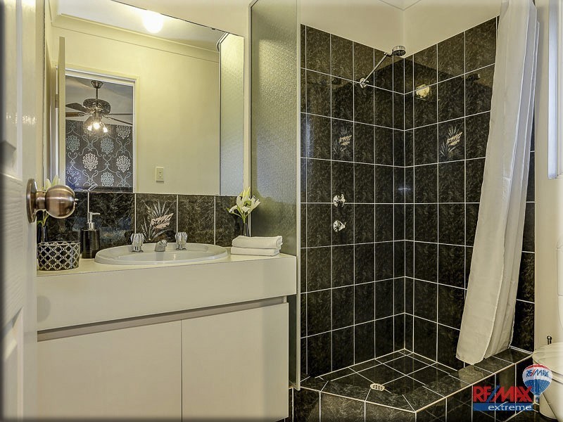 9 Burra Court, Clarkson WA 6030