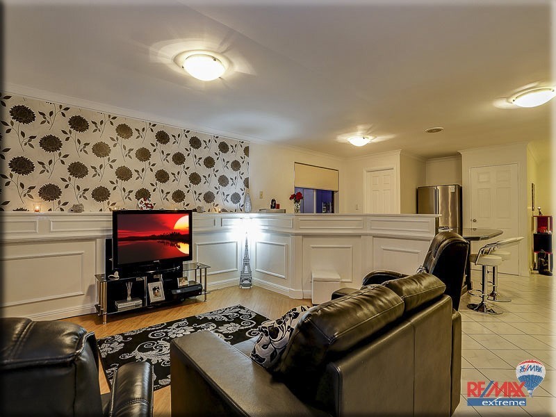 9 Burra Court, Clarkson WA 6030