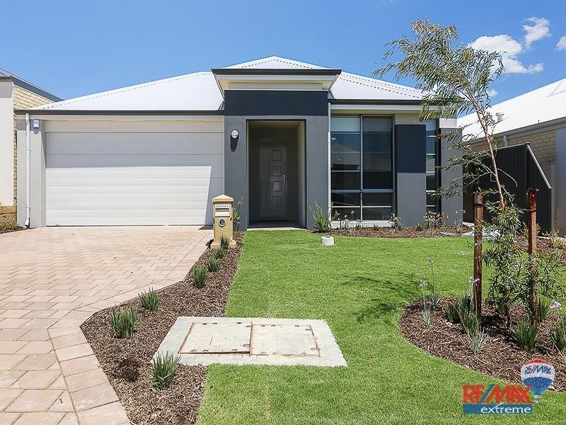 10 Ligula Street, Jindalee WA 6036
