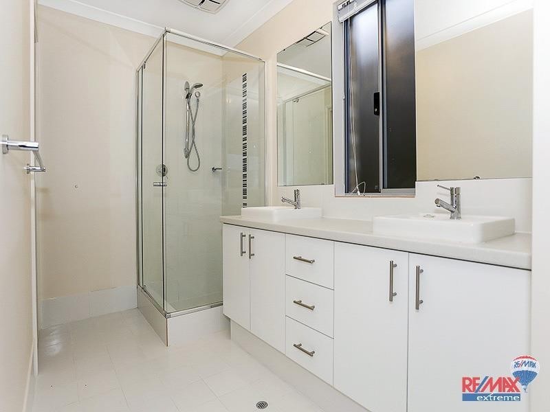 8 Shanklin Way, Butler WA 6036