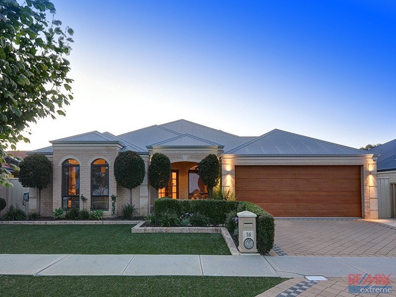 16 Worcester Loop, Butler WA 6036