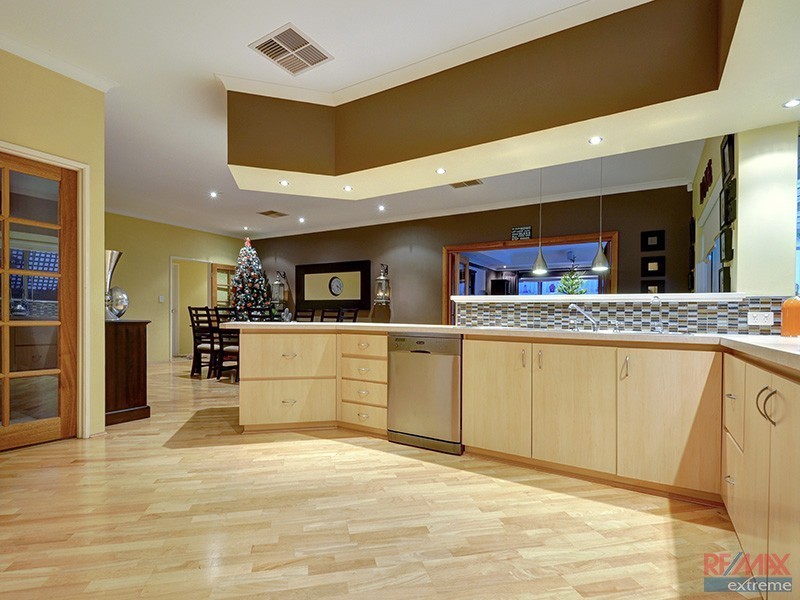 16 Worcester Loop, Butler WA 6036