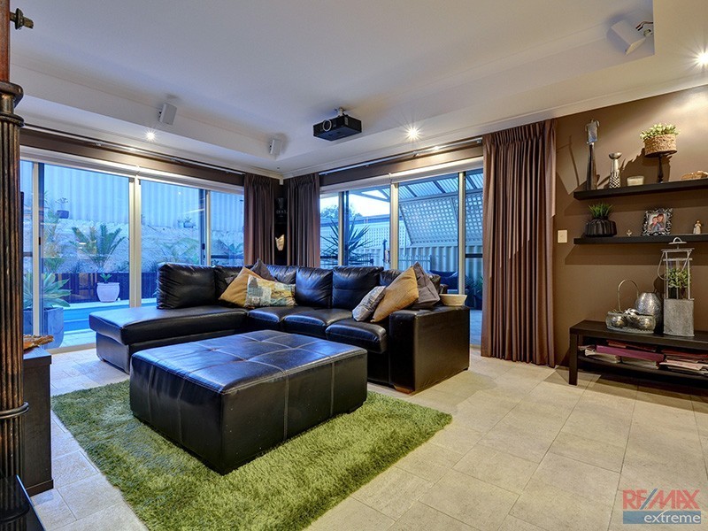 16 Worcester Loop, Butler WA 6036