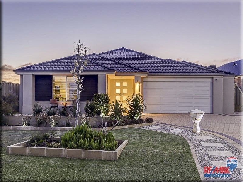 18 Beachwood Crescent, Butler WA 6036