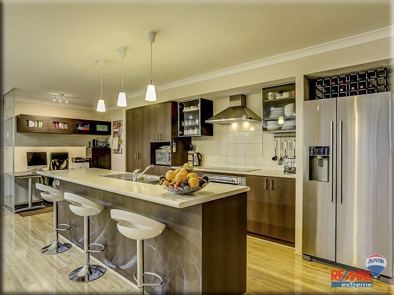 18 Beachwood Crescent, Butler WA 6036