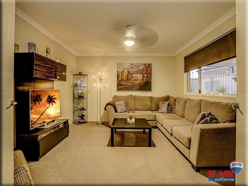 18 Beachwood Crescent, Butler WA 6036