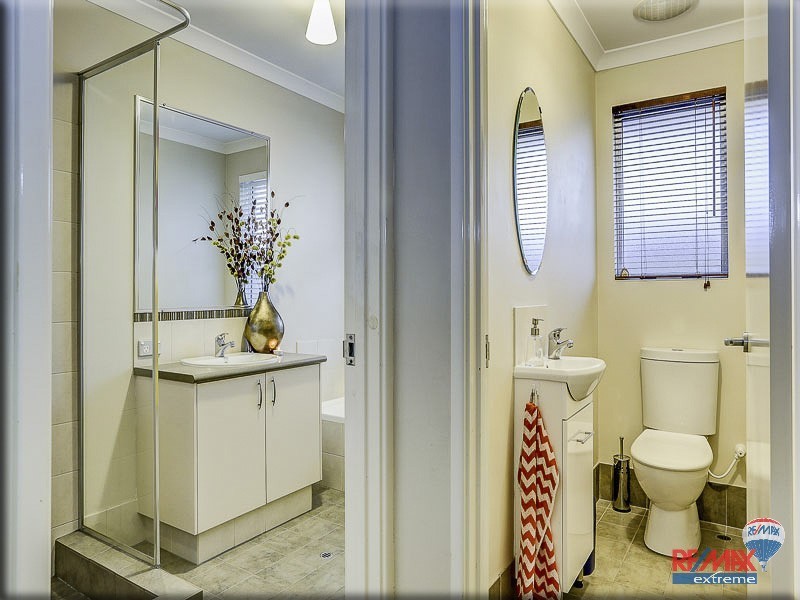 18 Beachwood Crescent, Butler WA 6036