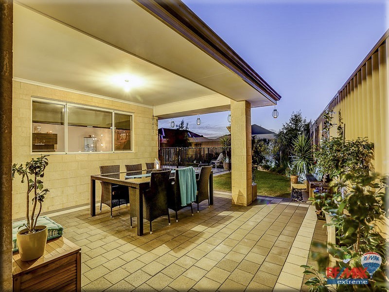 18 Beachwood Crescent, Butler WA 6036