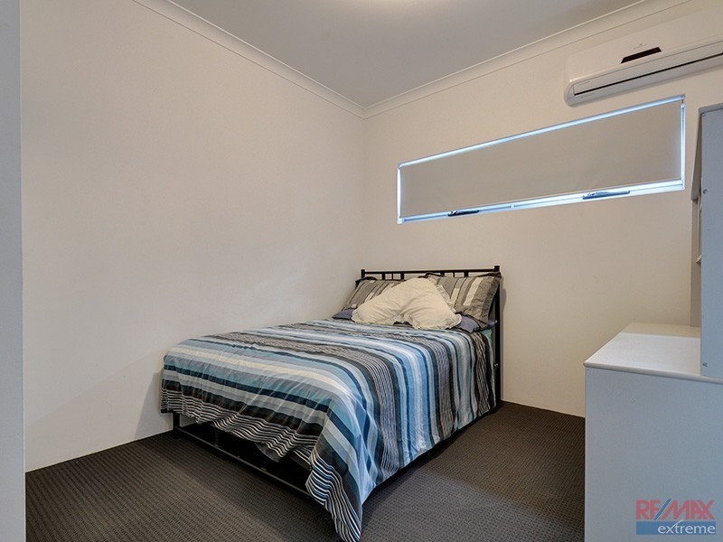 1 Voyager Link, Pearsall WA 6065