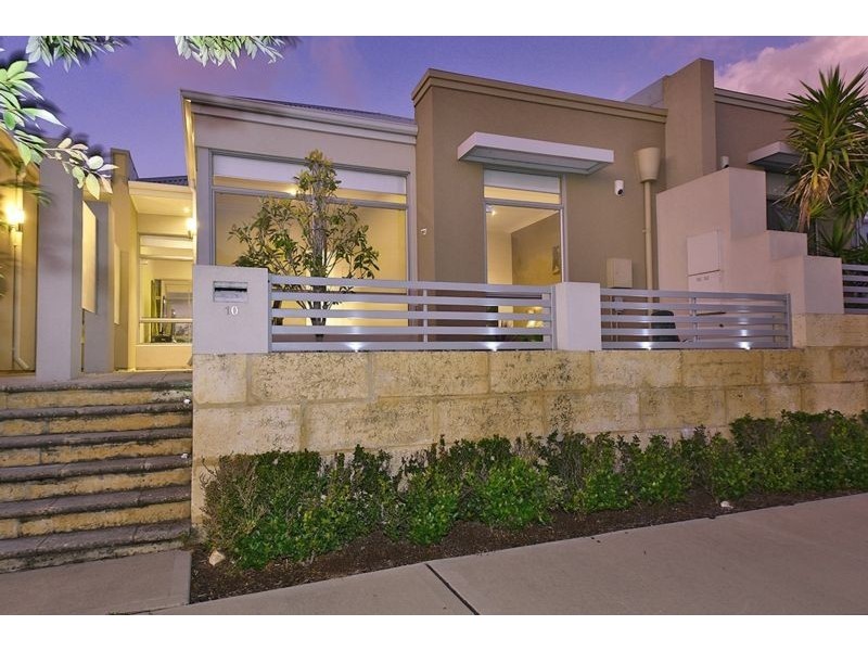 10 Navarre Way, Butler WA 6036