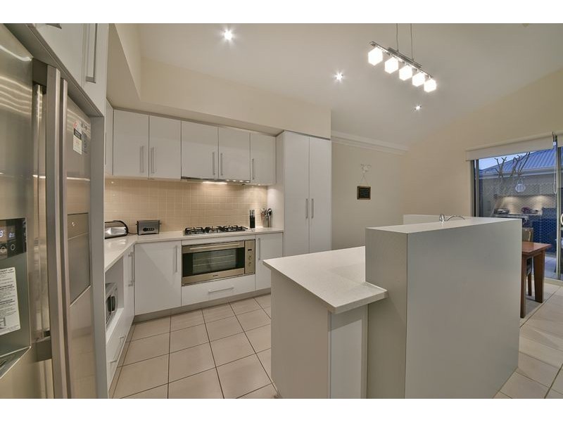 10 Navarre Way, Butler WA 6036